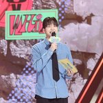 [포토]유재필, '휘브 쇼케이스' 재치만점 <b>MC</b>