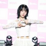 최예나 "신곡 '네모네모', 세상 모든 네모를 춤으로 표현"