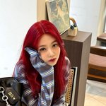 레드벨벳 조이 '쌍커풀 수술' 마음에 들었나…외모 자신감 뿜뿜