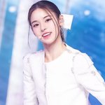 [드루와] 테디걸그룹2 이즈나(izna) 곧 데뷔할 듯 (영업)