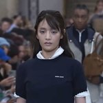 [어케생각해] 미우미우패션쇼 <b>민니</b> 진짜못생겼네