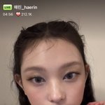 이 사진에서 해린 <b>실제</b> 얼굴크기 체감됨