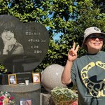 [단독] '절친' 최진실 묘소 찾은 이영자 "해결사였는데…"...