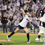 [댓글부탁해] [포토] 뉴진스 민지 '거침없는 시구'