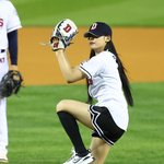 <b>민지</b> 시구 폼 봐봐