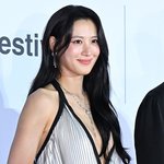 수현, 이혼 후 충격 변신‥<b>명치</b>까지 파인 드레스로 레드카펫 압도