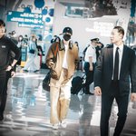 방탄 진 못생긴 생얼로 미국출국