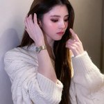 한소희, 빚은듯 예쁜 옆라인..고혹적 가을여신 등극