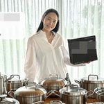 박지윤, 상간 소송은 소송이고 일은 일…'밝은 <b>미소</b>' 포착