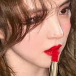 한소희, 새빨간 입술…인형 비주얼[핫픽]