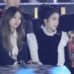 와 블핑은 진짜 <b>데뷔</b>초때도