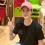 김고은, '숏컷'도 가릴 수 없는 청순美... <b>조막</b>만한 얼굴은 덤