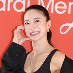 [댓글부탁해] [포토]김윤지, 예쁜 볼하트