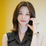 [포토] <b>이주</b>빈, 우아한 볼 인사