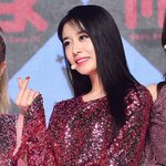 지연, 티아라 멤버들과 '활짝'…<b>아픔</b> 이겨낸 웃음 [엑's 이슈]