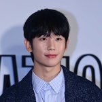 [단독] 정해인, <b>FNC</b>와 동행 계속…세 번째 재계약 체결