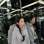 서예지, 논란 후 '<b>AI</b> 비주얼' 자랑하며 근황…"예쁘긴 진짜 예뻐"