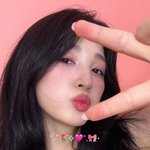 [댓글부탁해] '이혼 후 양육권 아빠가' <b>율희</b>, 너무 예쁜 돌싱 20대 애...