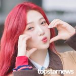 레드벨벳 조이, ‘둥아리 하트’ (<b>동물</b>농장 출근길) [HD포토]