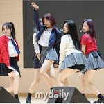 [<b>MD</b>포토] 피프티피프티 하나 '센터서 멋지게 등장'