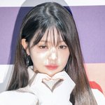 [장원영] [포토] 장원영, 토끼 하트