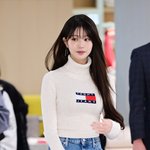 [장원영] 장원영, 자체발광 입장[포토엔<b>HD</b>]