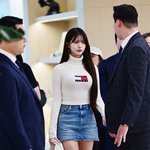 [장원영] 장원영, 백화점에서 철통 경호 입장[포토엔<b>HD</b>]