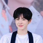 <b>유우</b>시 웃을때 특유의 입꼬리가 너무 좋음