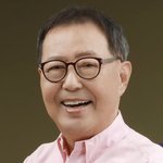 ‘걱정 말고 잘살아’라고... 평범하고 <b>소박</b>하셨던 분” (인터뷰)