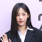 [<b>팝업</b>]"어도어 면접? 지금? 멈춰"..뉴진스 민지, 하이브 갈등중...