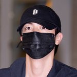 [댓글부탁해] [현장포토] "가릴 수 없어"...진, 월와핸...