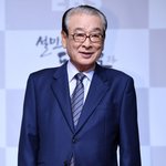  건강악화 심각 "의사 <b>소견</b>으로 전회차 공연 취소" [공식]