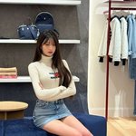 [뉴컬] 미니스커트 입은 아이브 장원영, 여신도 반할 듯