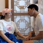 이은주앤디, <b>시밀러룩</b> 입고 '알콩달콩' 시선 교환