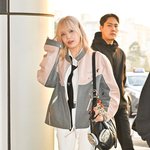 [드루와] [사진]빌리 문수아,'강렬한 라이더 재킷 입고'