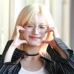 [드루와] 빌리 시윤, 앙증맞은 볼하트[포토엔HD]