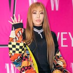  일행 팬 폭행 사건 해명 “너무 당황해 <b>배려</b> 못했다” [전문]