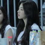 [드루와] <b>시력</b> 0.1 0.2 인데 안경 안끼고다니면