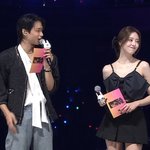 유나와 <b>주연</b>