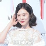 故 설리, 오늘(14일) 5주기…25살에 멈춘 '복숭아 미소'