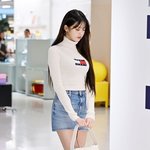 [댓글부탁해] 글래머<b>러스</b>해진 장원영