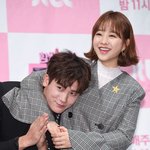 박보영x박형식, 이러니 열애설 나지...'심쿵' 스킨쉽 현장 [순간포착]