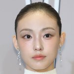 <b>이런</b><b>머리</b>하고도 이쁜거