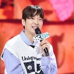 유재필 '세이마이네임' 쇼케이스 <b>MC</b>