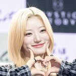 [현장포토] "큐트미 100%"...<b>시윤</b>, 꽉 채운 애교