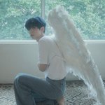 투바투 <b>수빈</b> 발 보니까 발가락 뻐큐