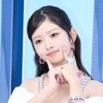 [포토] 아이브 <b>레이</b> '예쁨 묻었 <b>레이</b>'