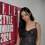 한소희 악플 <b>소동</b> 후..혜리, 보란듯 경사난 근황 전했다 "열심히...