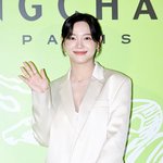 [포토] 김세정 '예쁘게 <b>손인사</b>'