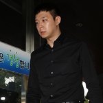 [팝업]'논란 아이콘' 박유천 언급에 <b>숙연</b>..김재중 母, 거침없는...